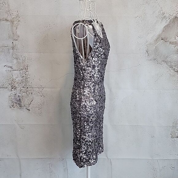 Amber Blue sleeveless sequined mini party dress Women's Size S - Picture 6 of 12